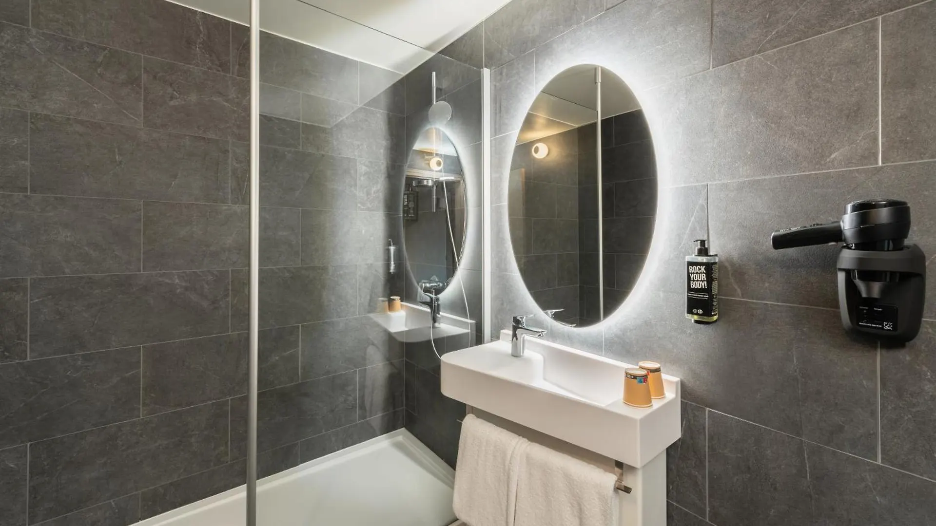 Ibis Paris Coeur D'Orly Airport Hotell